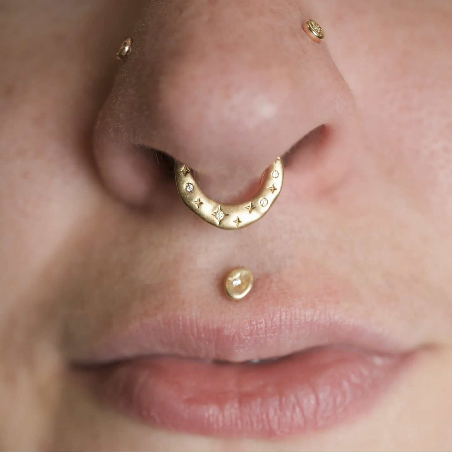 Lover with CZ From Buddha