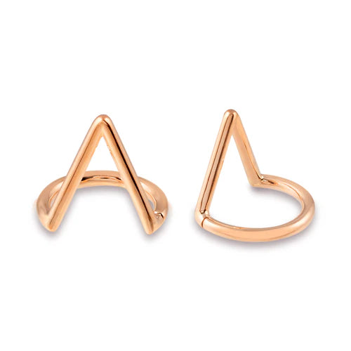 V Seamless Ring from Norvoch