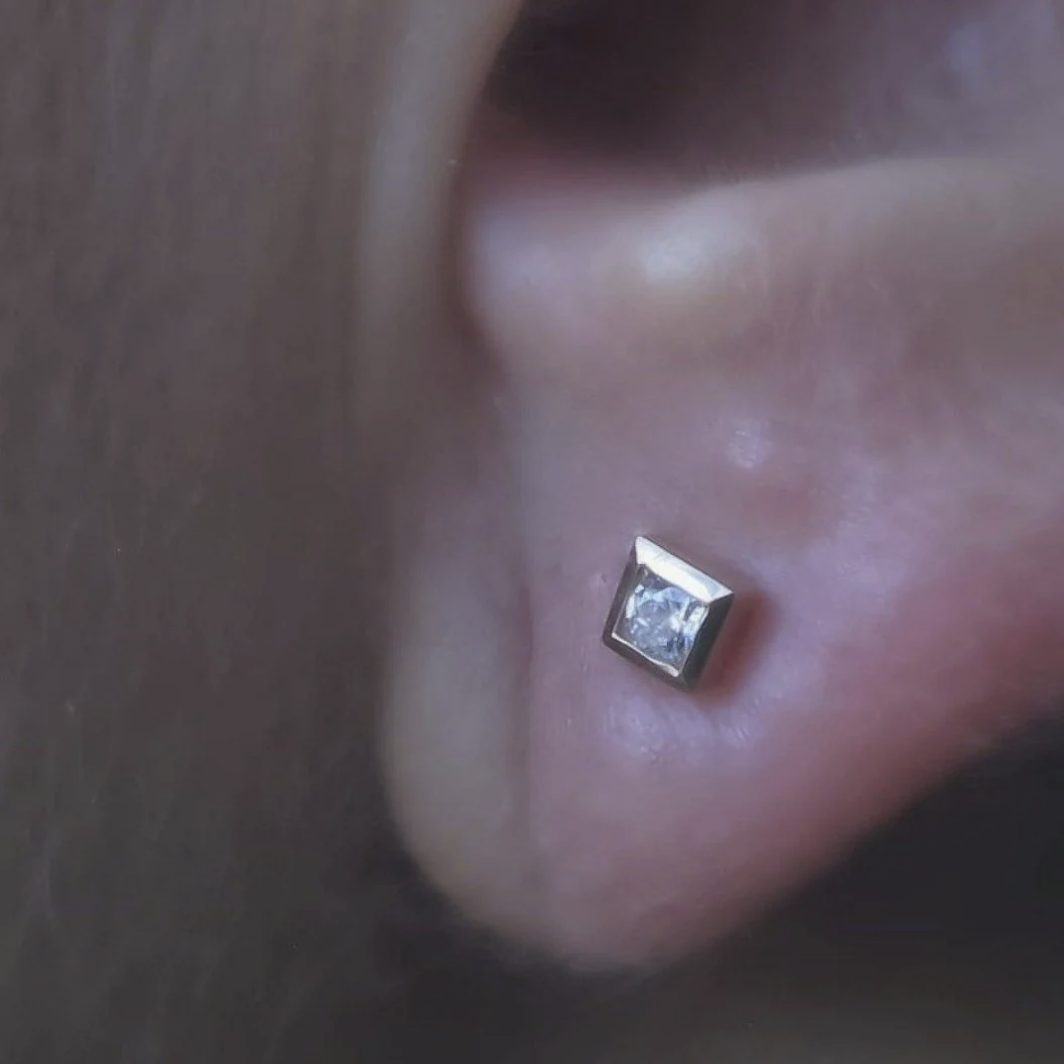 Bezel Set CZ Square — Junipurr