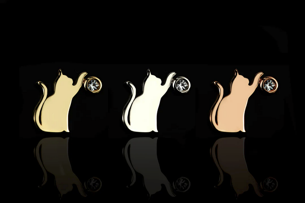 Cat/Laser — Junipurr