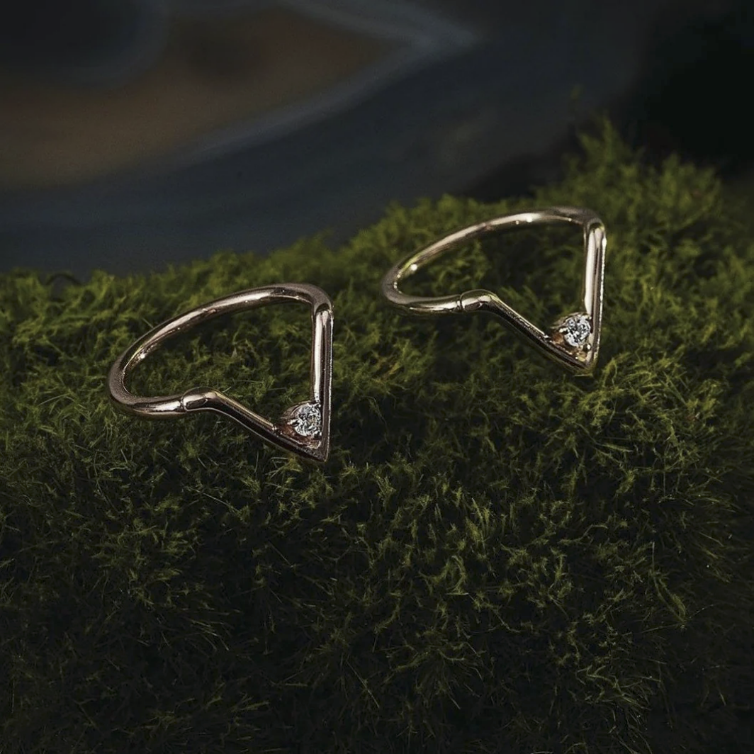 Chevron Seam Ring with CZ — Junipurr