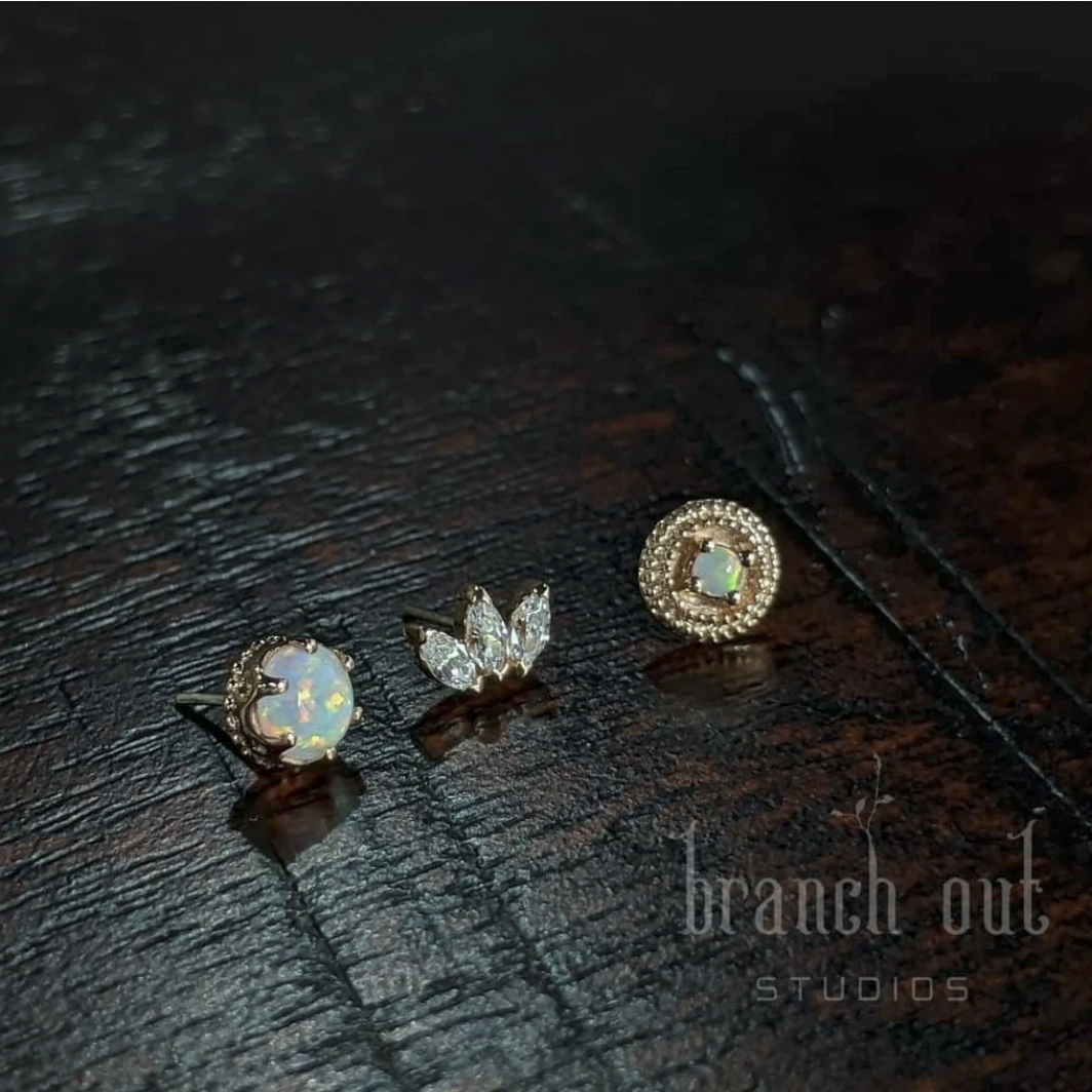 Crown Set with Opal from Junipurr (Vault) — Junipurr