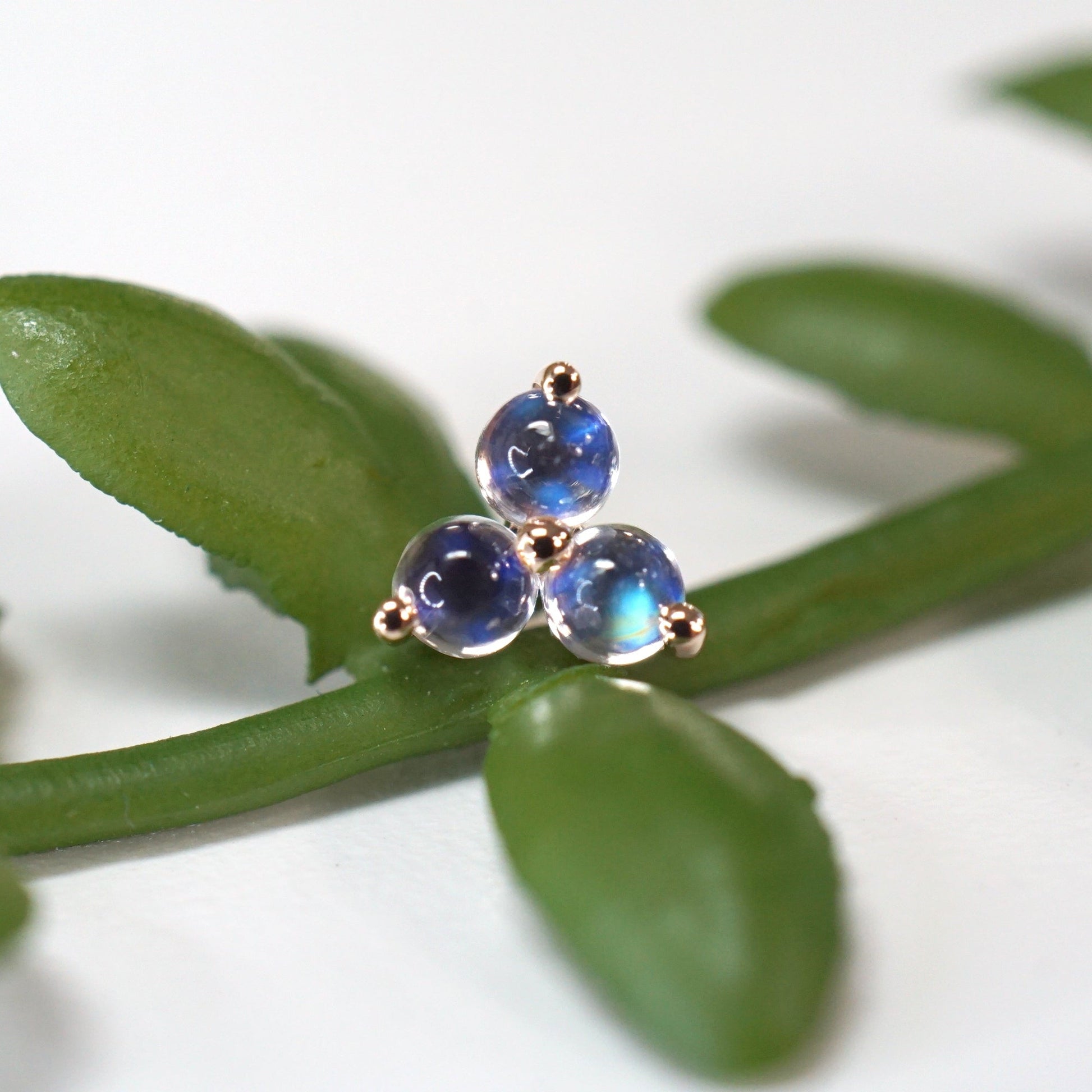 Tres - Cabochon Gemstone
