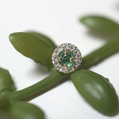 Diamond Halo - 4mm Round Cabochon Moonstone from Modern Mood