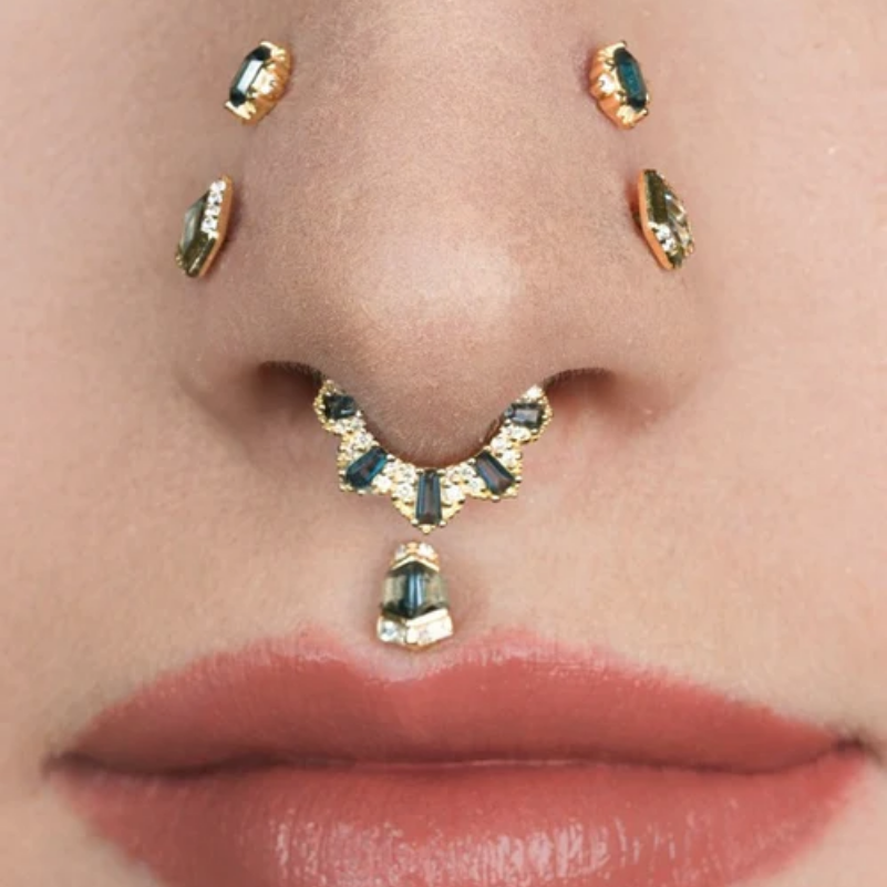 Gilty Pleasure with London Blue Topaz and Diamond Clicker — Buddha