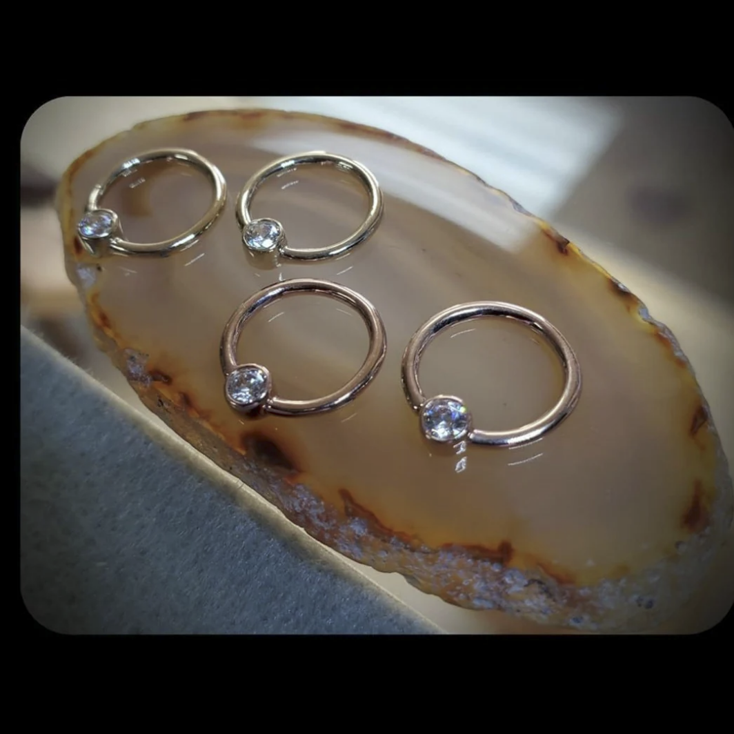 Gold Ring with Fixed CZ — Junipurr