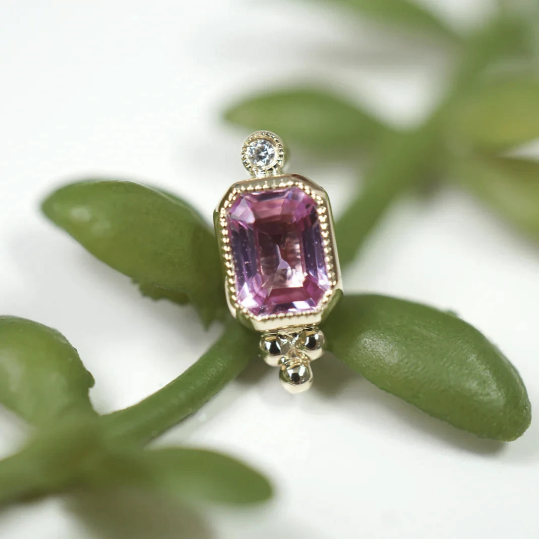 Leon - Pink Sapphire from Modern Mood