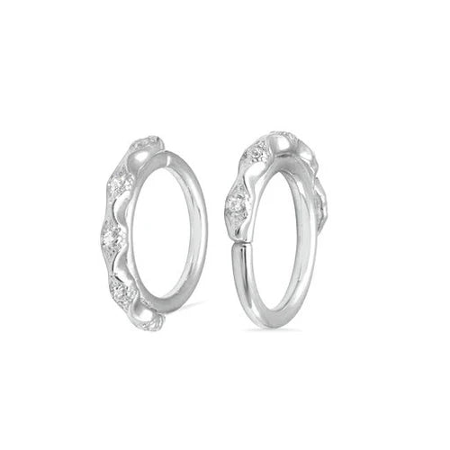 Lulu Seamless Ring from Norvoch