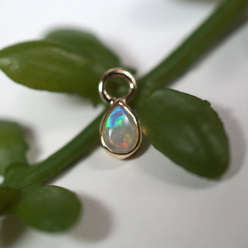 Mini Pear Bezel Charm Cabochon — Modern Mood
