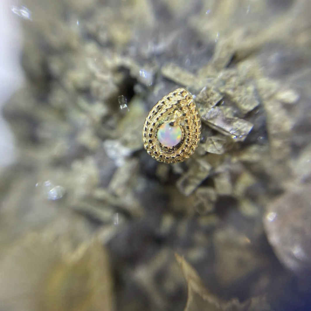 Pear Double Millgrain with Opal from Junipurr