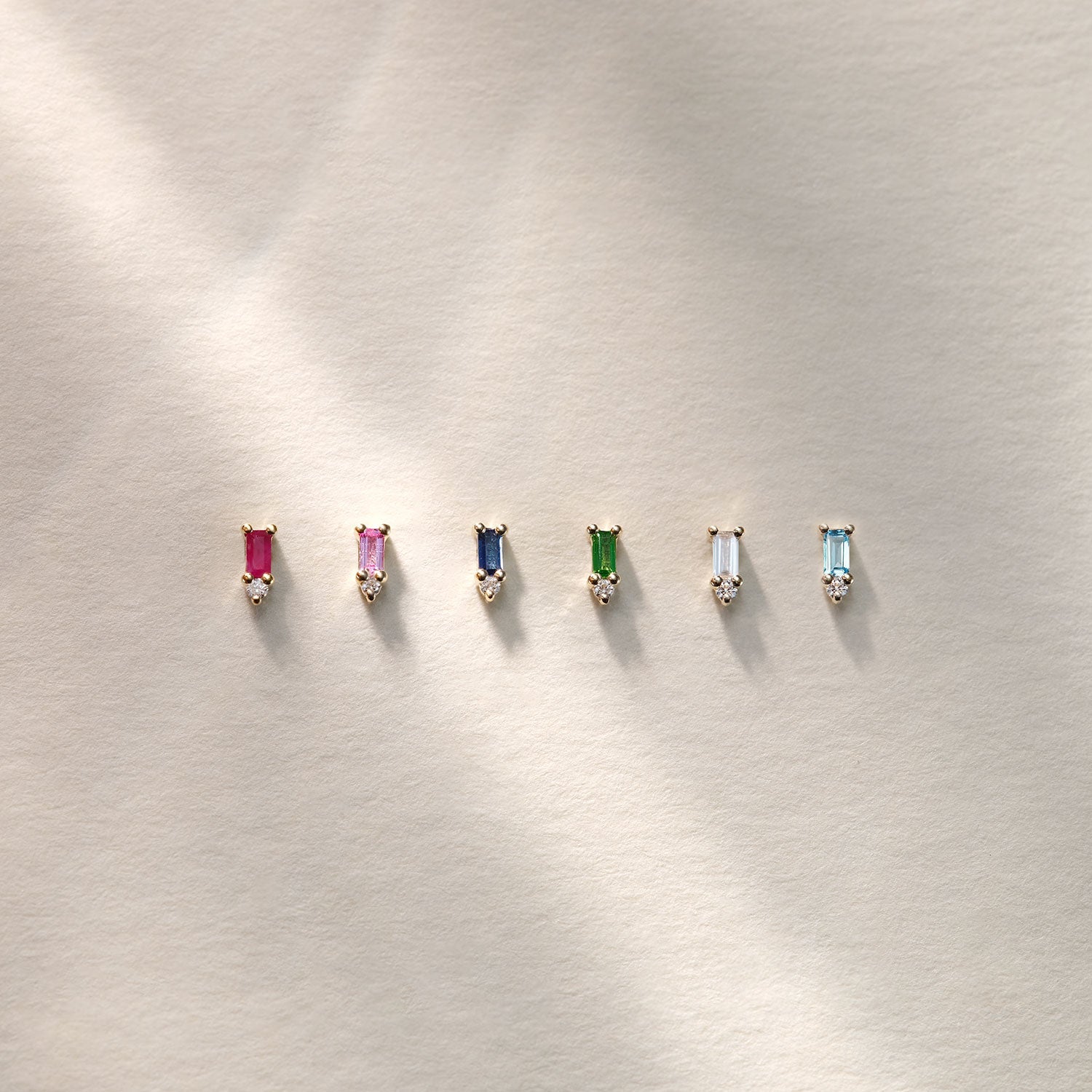 Pippa Diamond - Prong Baguette Gemstone
