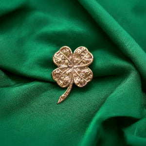 Gold Shamrock End from Anatometal