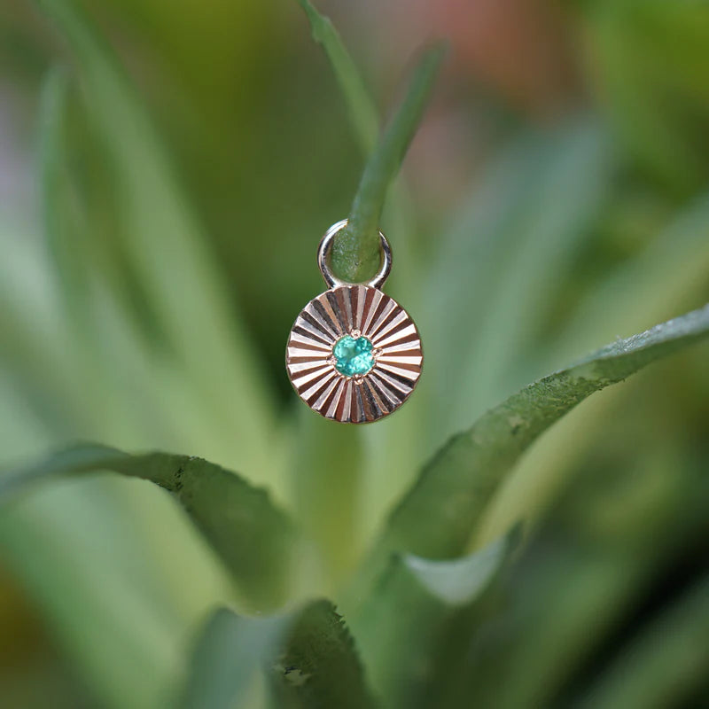 Sloan Ray Charm — Modern Mood