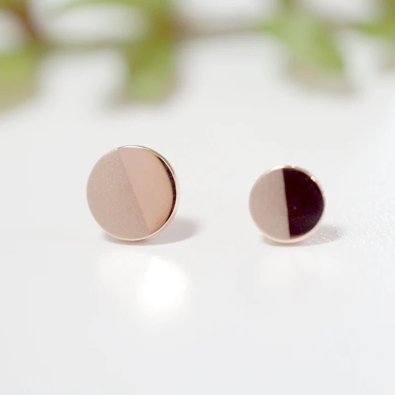 Solid Gold Flat Disc Half Matte — Modern Mood