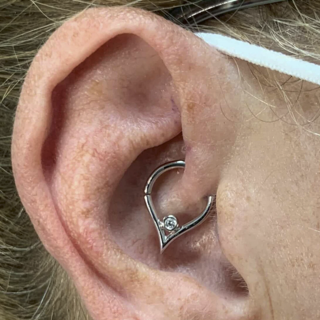 Susie Seam Ring with CZ from Junipurr (Vault) — Junipurr