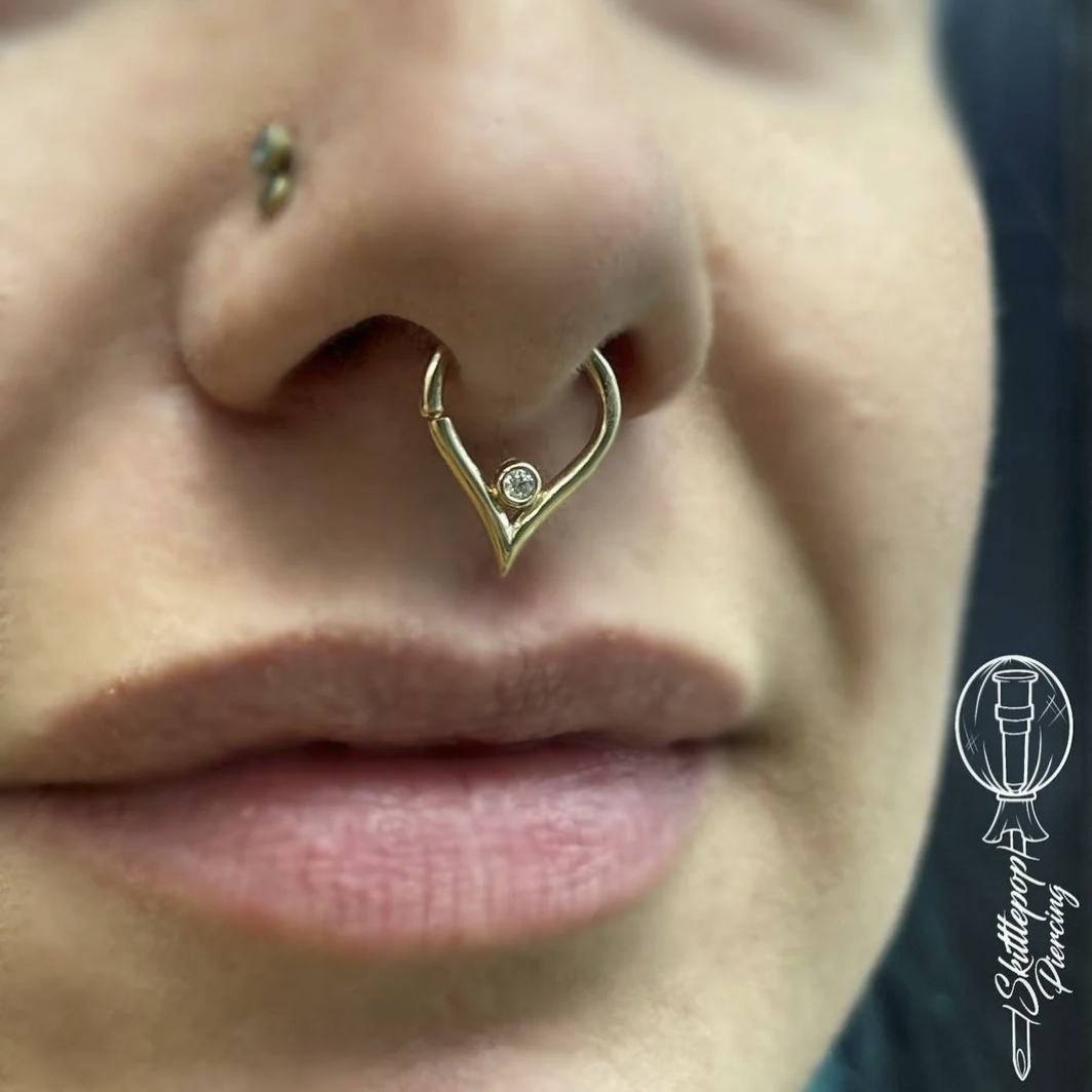 Susie Seam Ring with CZ from Junipurr (Vault)