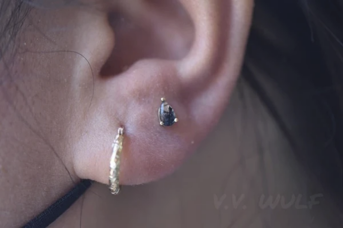 Prong Pear with Tourmalated Quartz — Buddha